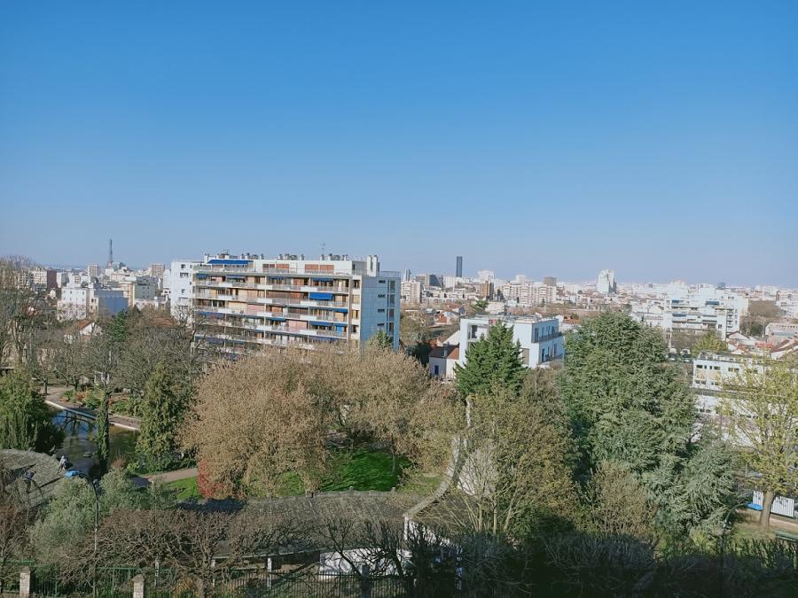 #AMAFENETRE Nadia, Malakoff, 26 mars / Vue sur Paris de ma fenêtre
