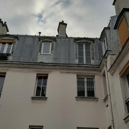 #AMAFENETRE Chantal,Paris 13e, 2 avril / Mon ciel grillagé